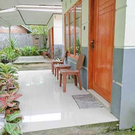 Tarsius Home Stay Rinondoran Екстериор снимка