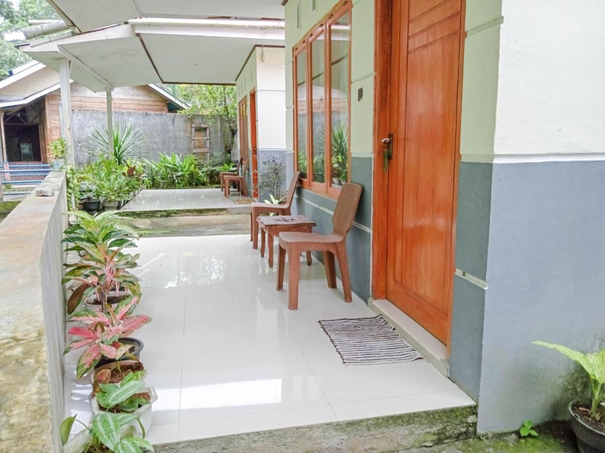 Tarsius Home Stay Rinondoran Екстериор снимка